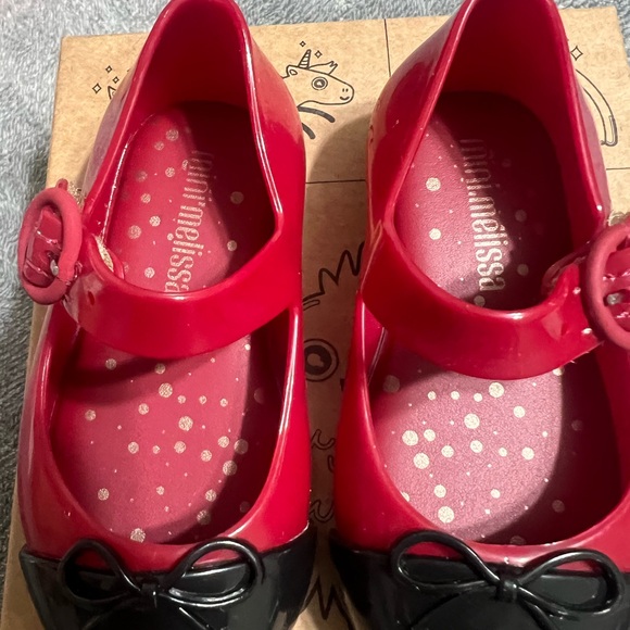 Mini Melissa shoes for toddler - Picture 2 of 6
